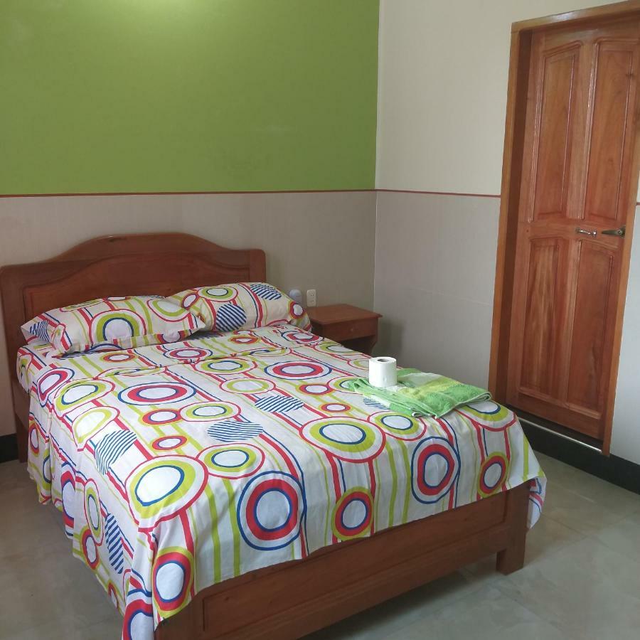 Hotel Tacuaral Rurrenabaque Eksteriør bilde